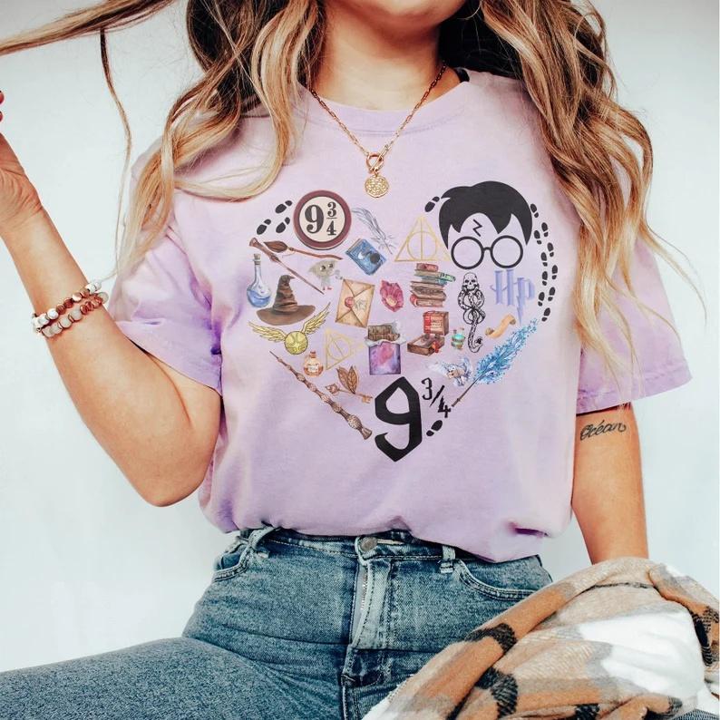 Harry Potter Witch Heart T-Shirt, Wizard School Shirt, Women Shirt