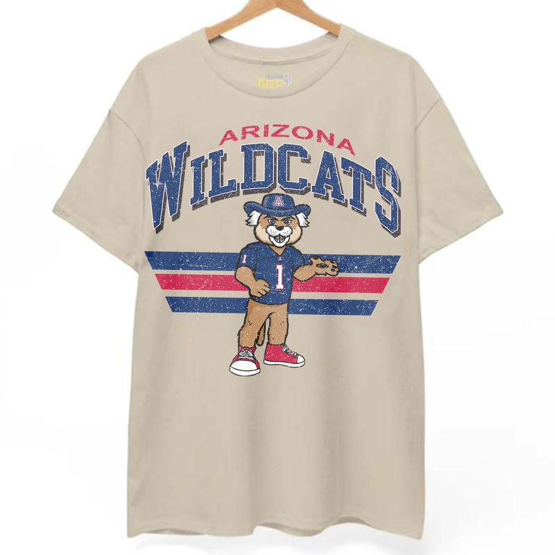Arizona Wildcats Vintage NCAA Sweatshirt, Unisex Arizona Football Shirt, Classic Wildcats Sport Hoodie, Football Fans Gift, Cotton Sweatshirt, T-Shirt