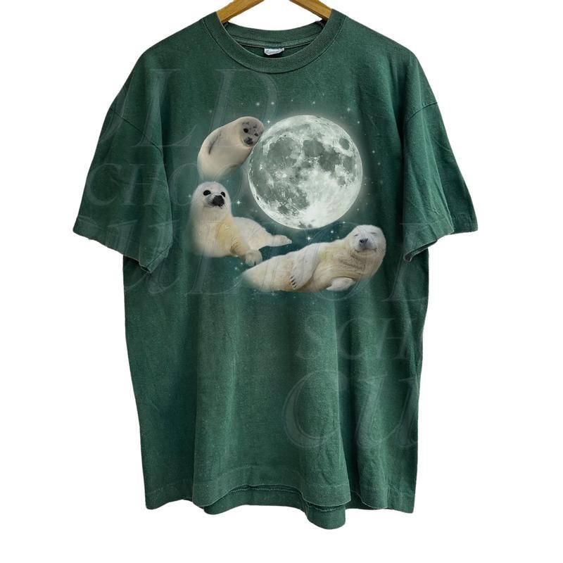 Three Baby Seal Vintage Graphic T-shirts, Retro Sea Dog Moon Tshirt, Relaxed Washed Unisex Adult Tee, Seal Lovers, Cute Sea Dog Tee Menswear Top Under