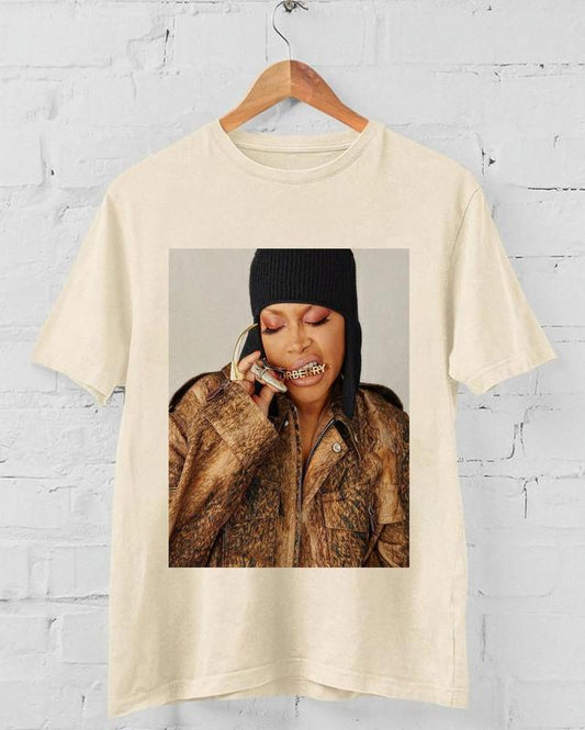 Erykah Badu Tshirt, Erykah Badu vintage,90s Erykah Badu Music t-shirt Gift, Women Unisex T-shirt Top Womenswear