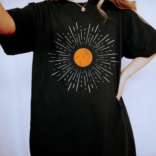 Vintage Minimalistic Sunburst T-shirt, vintage t shirt, women T-shirt, Unisex T-shirt all size S to 3XL Top Womenswear