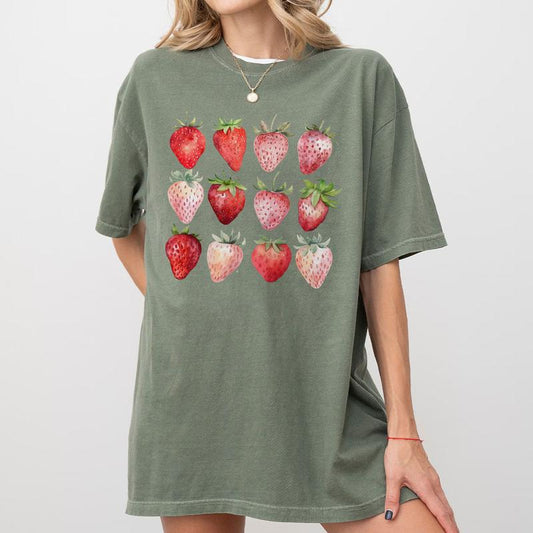 Cute Strawberry Tshirt, Comfort Summer Strawberry Shirt, Cottagecore Berries Tshirt, Strawberry Aesthetic for Women, Botanical Garden Tshirt, Botanica