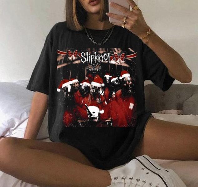 Slipknot christmas Unisex Tee Classic Rock Band Cotton Tshirt