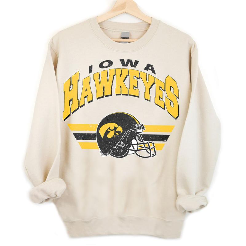 Iowa Hawkeyes Vintage Football NCAA Sweatshirt - Tshirt - Hoodie, University of Iowa Unisex Football NCAA Shirt, Unisex Vintage NCAA Shirt, Classic Fo