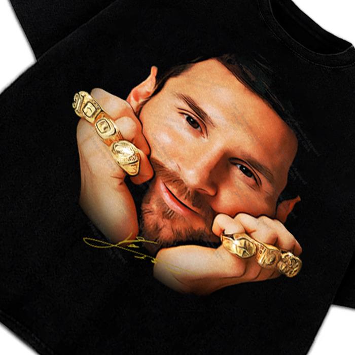Lionel Messi 8 Ballon Gold Rings Greatest Of All Time Soccer Football T-Shirt Crewneck Cotton Menswear Soft