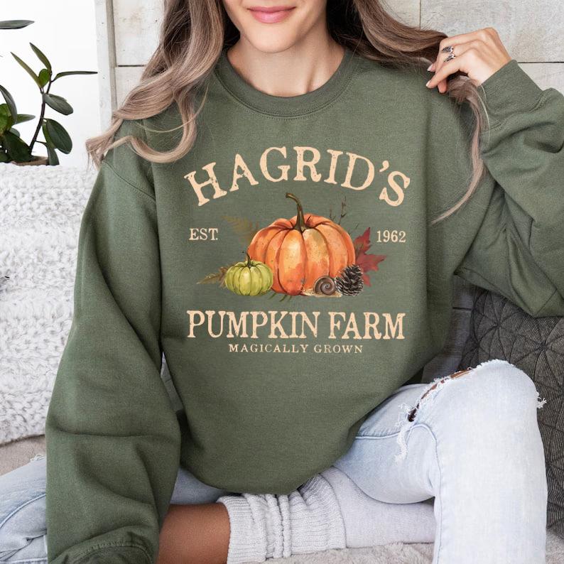Hagrid's Pumpkin Patch Sweatshirt, Pumpkin Patch Shirt, Retro Halloween T-Shirt, Fall Sweatshirt, Wizard Tee, Autumn Fall Halloween Thanksgiving Sweat