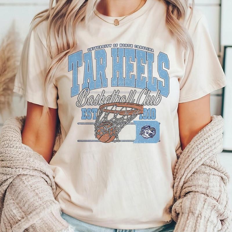 Vintage North Carolina Tar Heels NCAA Division I Men's Basketball Shirt, University of North Carolina NCAA College Basketball Shirt, Crewneck, Cotton,
