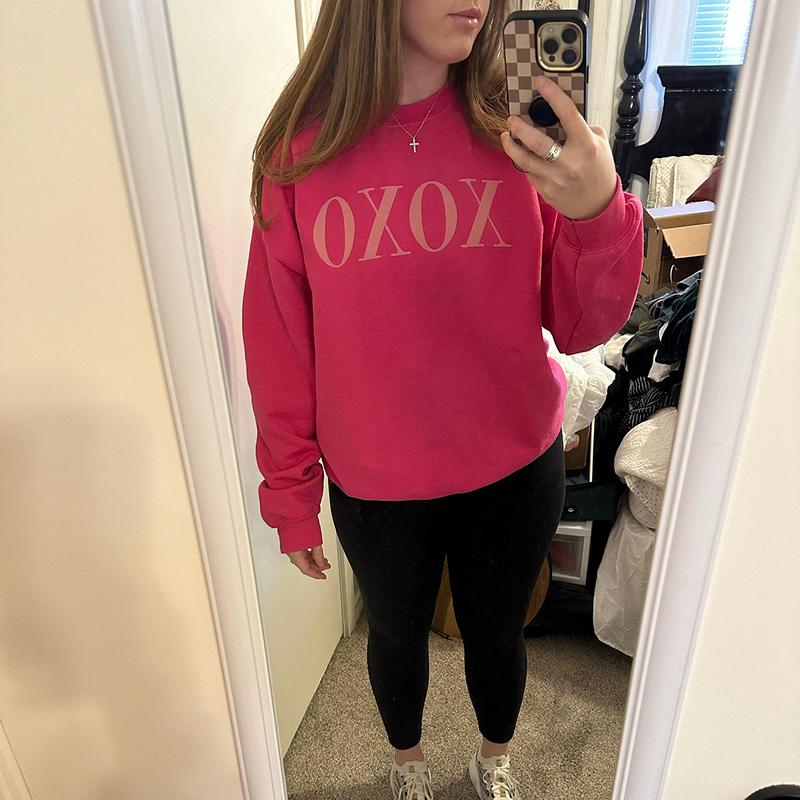 XOXO Puff Print Sweatshirt, Valentines Day sweatshirt, Valentine's Day gift, Pink Valentines Day sweatshirt
