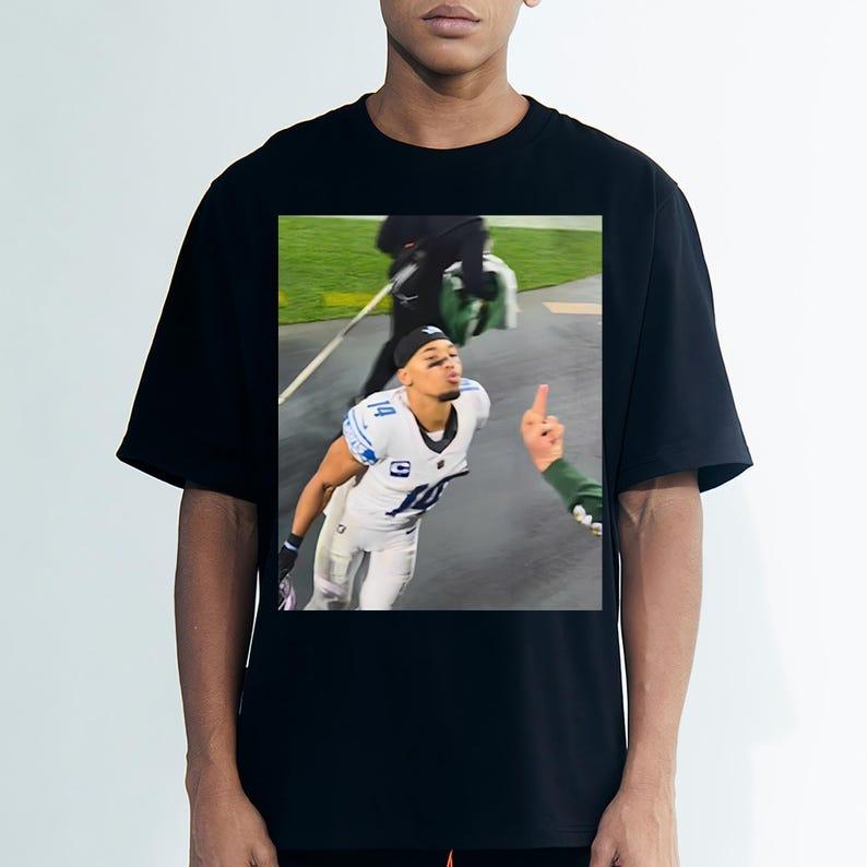 Detroit Football Amon-Ra St Brown Kiss Meme Unisex T-Shirt Cotton Fabric Fit Jersey Sleeve Top