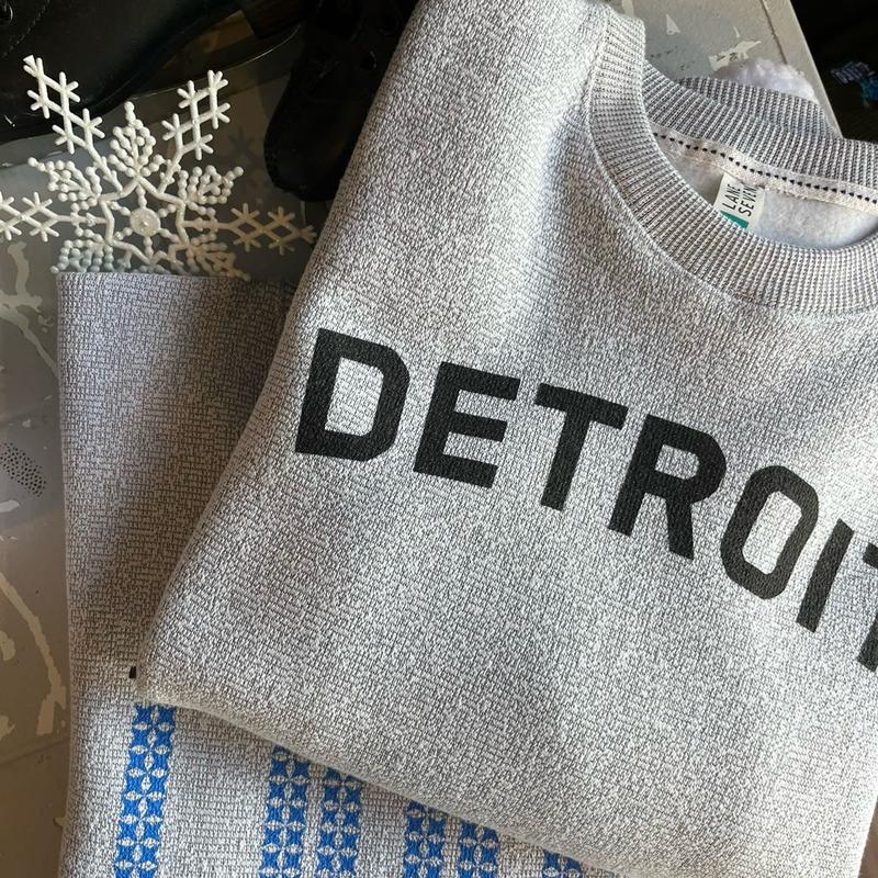 Men's Detroit Cozy Sweater crewneck Sweatshirt Menswear, Classic Cotton Texture groutfit outfits graphic hoodies