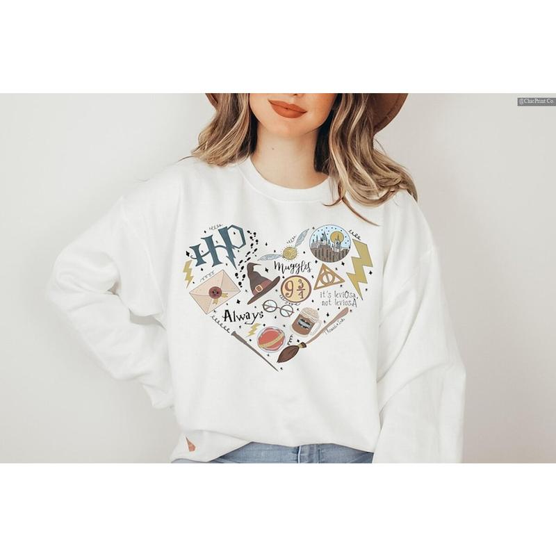 HP Sweatshirt Heart, Universal Studios Sweatshirt, #Hogwarts #Wizard Sweatshirt, HP Sweatshirt, Pottery Witch Heart Valentine Sweatshirt .Viral Shirt