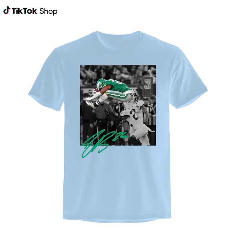 Saqu0n Barkley Backwards Hurdle Philaly Shirt, Saqu0n Fly Shirt, Football Fan T-Shirt