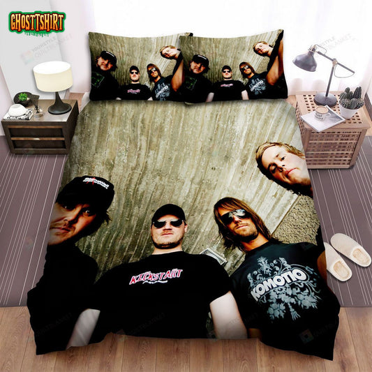Dozer The Band Looking At The Camera Bed Sheets Spread Comforter Duvet Cover Bedding Set