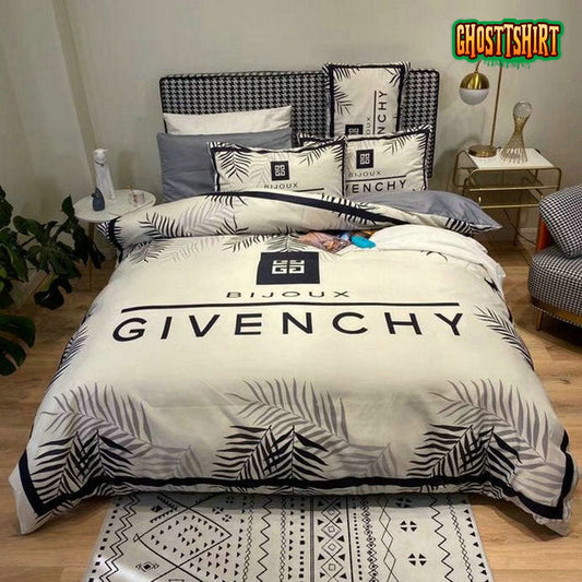 Givenchy Bijoux Bedding Set