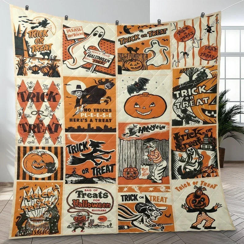 Personalized Retro Vintage Spooky Season Halloween 3-Piece Quilt Bedding Set With Pillowcases