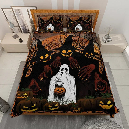 Personalized Vintage Scary Ghost Spooky Season Halloween 3-Piece Quilt Bedding Set With Pillowcases